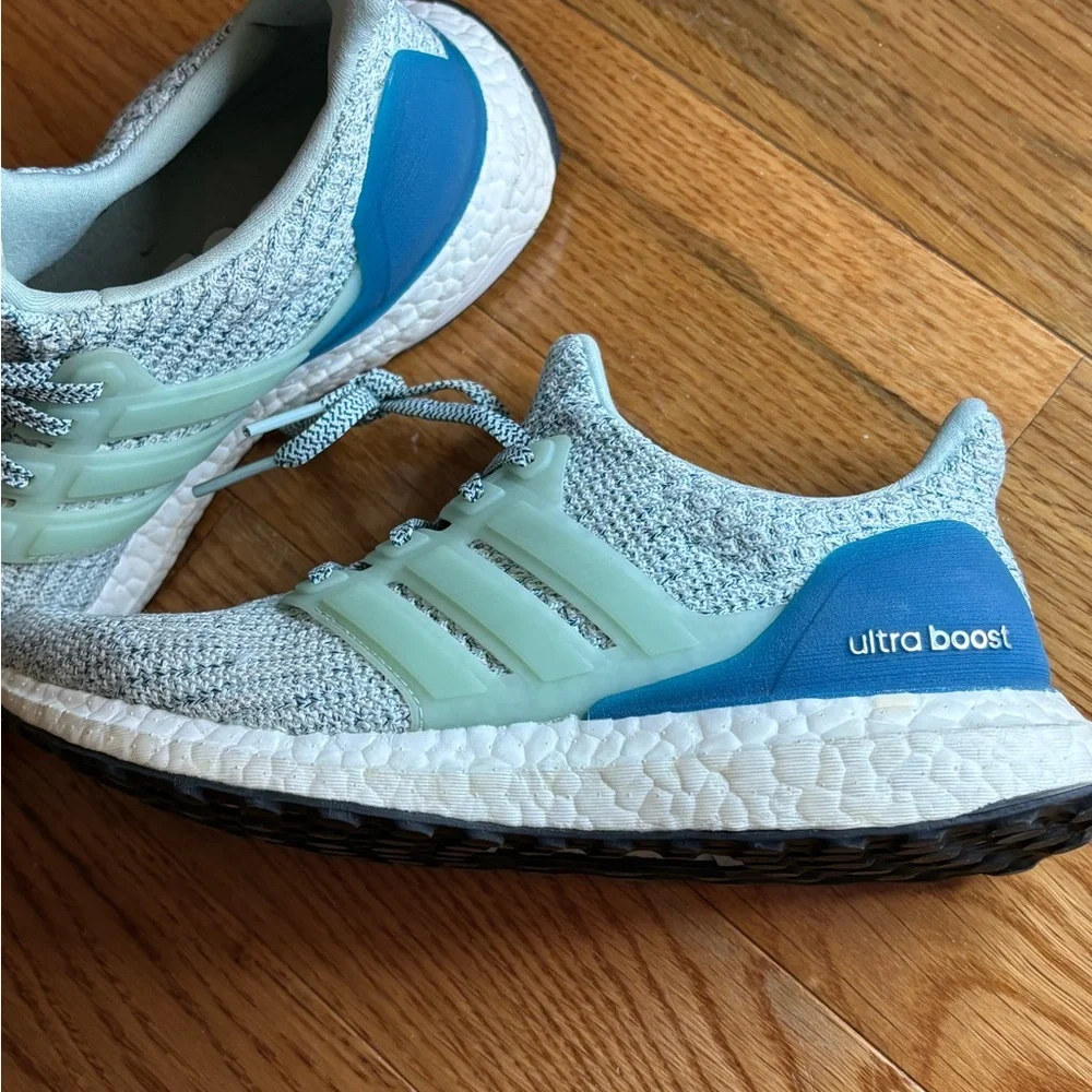 Ultraboost - Picture 3 of 5